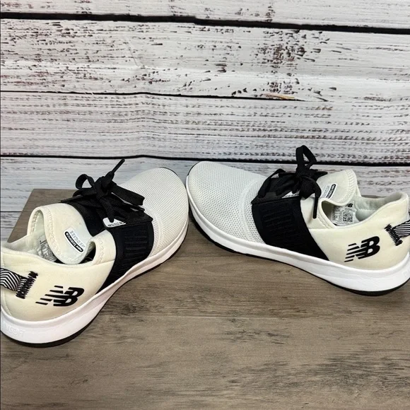 New Balance Women's Dynasoft Nergize V3 Cross Trainer - Picture 3 of 6